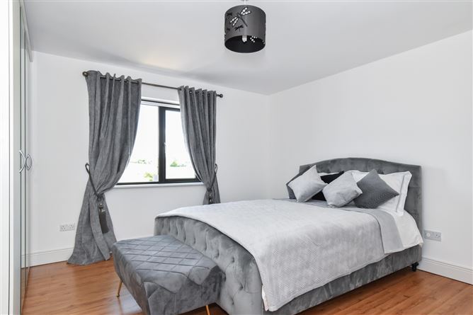 Foster Court, Stonepark, Caherlistrane, Co. Galway