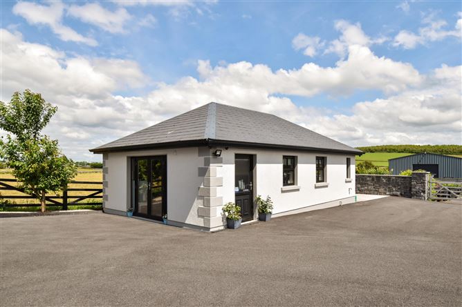 Foster Court, Stonepark, Caherlistrane, Co. Galway