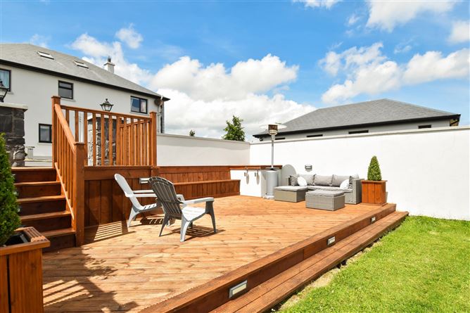 Foster Court, Stonepark, Caherlistrane, Co. Galway
