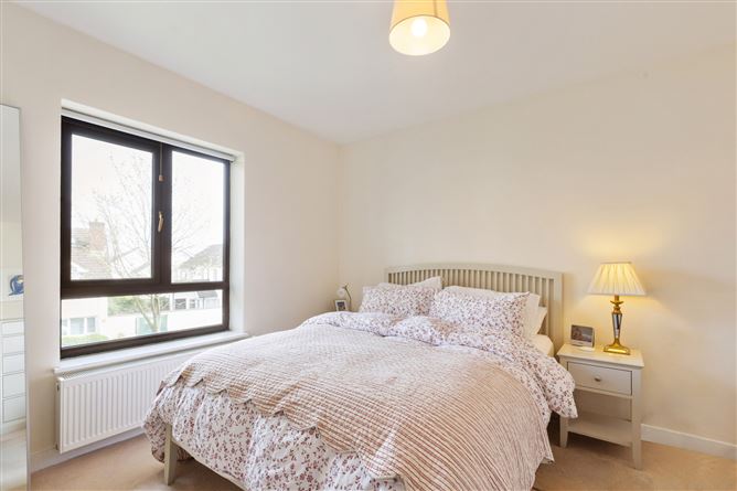 4 The Pines, Grove House, Milltown, Dublin 6