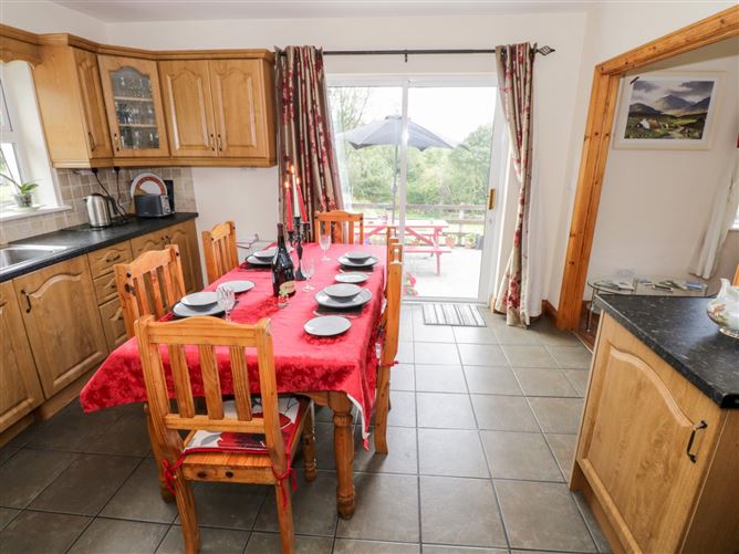 Lough Mask Road Fishing Cottage,Ballinrobe,  Mayo