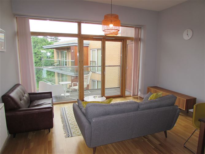 Cedarhurst Road, Pheonix Park Racecourse, Castleknock, Dublin 15