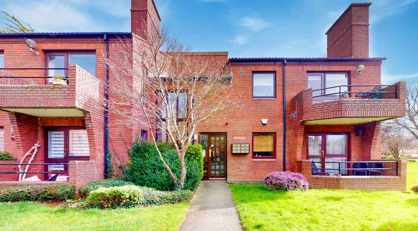 Apartment 14, The Courtyard, Castleside Drive, Dublin 14, Dublin