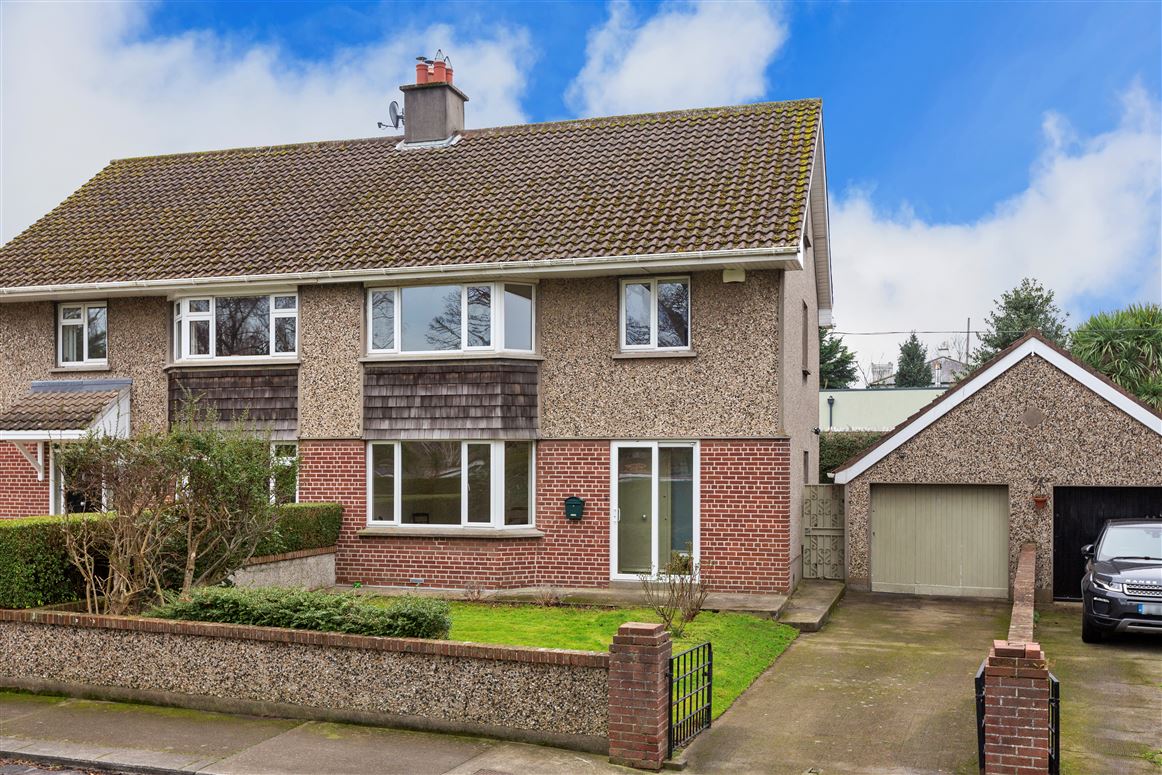 3 Castle Park, Monkstown, County Dublin