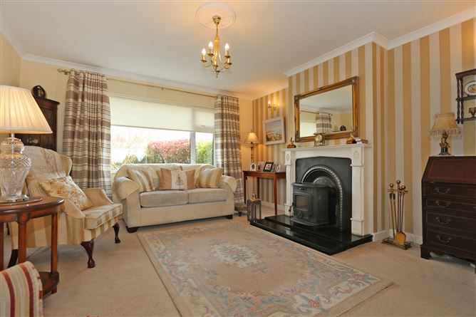 Ardnahinch, 1 Golf Links Road, Castletroy, Limerick