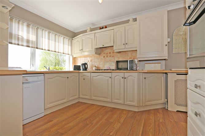 Ardnahinch, 1 Golf Links Road, Castletroy, Limerick