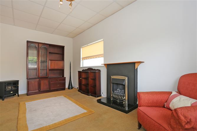 Ardnahinch, 1 Golf Links Road, Castletroy, Limerick