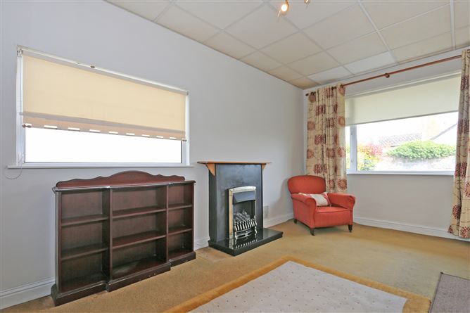 Ardnahinch, 1 Golf Links Road, Castletroy, Limerick