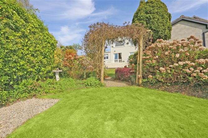 Ardnahinch, 1 Golf Links Road, Castletroy, Limerick