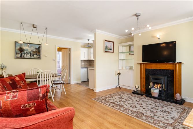 15 Priory Hall, Manor Grove, Terenure, Dublin 12