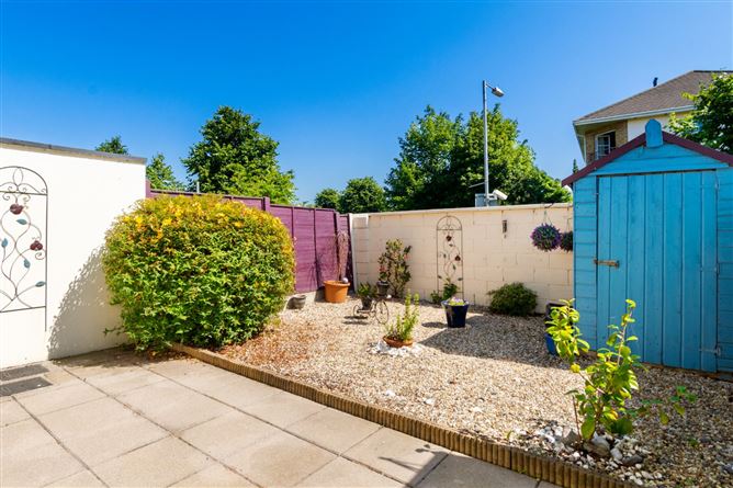 15 Priory Hall, Manor Grove, Terenure, Dublin 12