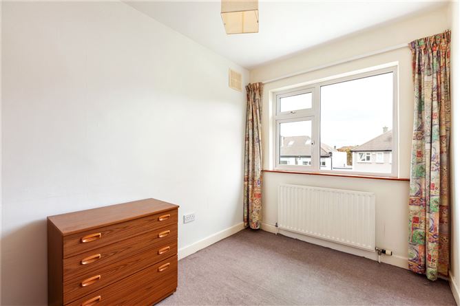 142 Foxrock Park, Foxrock, Dublin 18