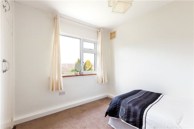 142 Foxrock Park, Foxrock, Dublin 18