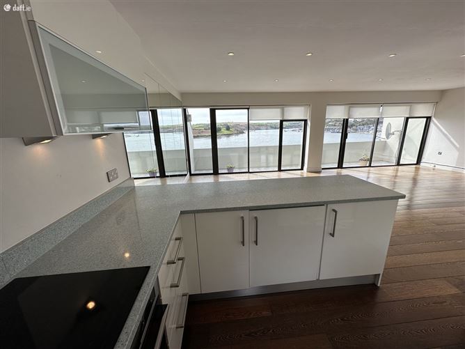 8B Ardbrack Heights, Kinsale, Cork