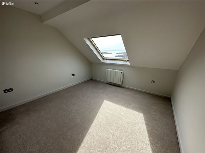 8B Ardbrack Heights, Kinsale, Cork