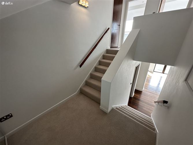 8B Ardbrack Heights, Kinsale, Cork