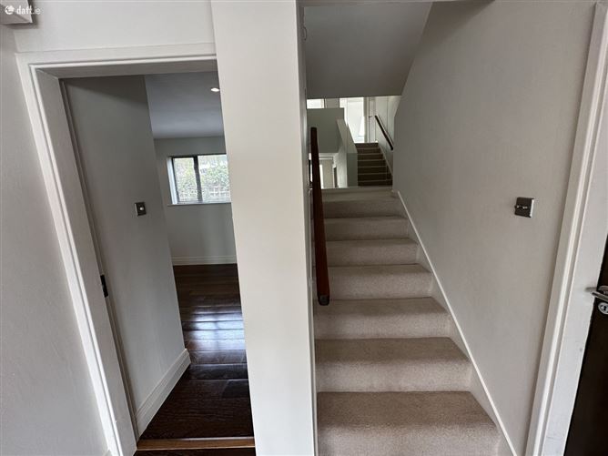 8B Ardbrack Heights, Kinsale, Cork