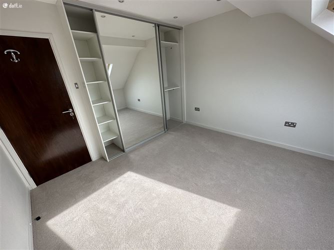 8B Ardbrack Heights, Kinsale, Cork