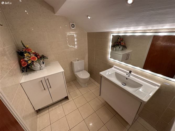 8B Ardbrack Heights, Kinsale, Cork