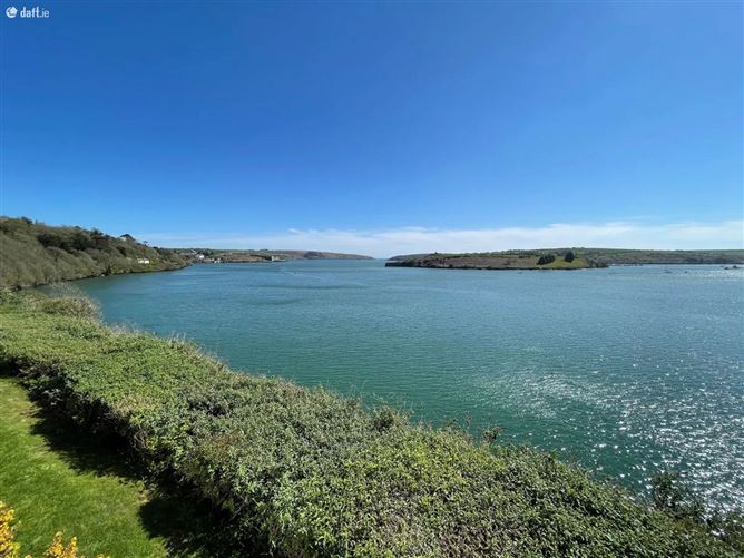 8B Ardbrack Heights, Kinsale, Cork