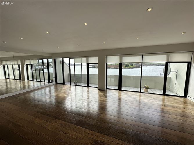 8B Ardbrack Heights, Kinsale, Cork