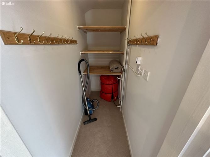 8B Ardbrack Heights, Kinsale, Cork