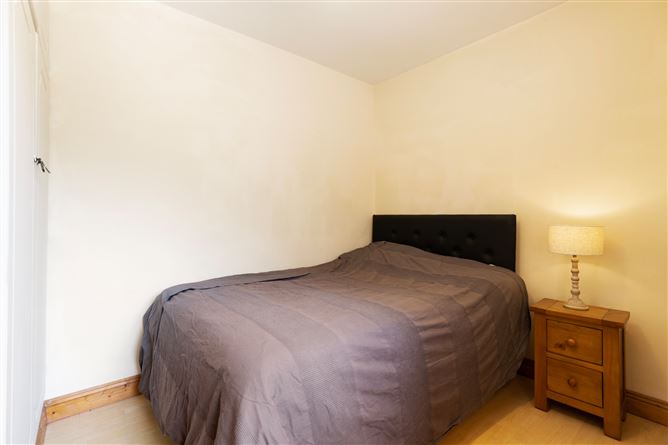 23 Stradbrook Grove, Blackrock, Co. Dublin