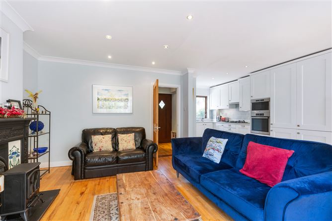 23 Stradbrook Grove, Blackrock, Co. Dublin