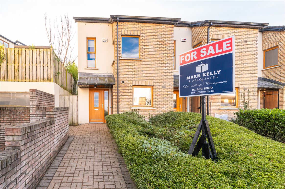 7 Hunters Lane, Hunterswood , Ballycullen, Dublin 24 Mark Kelly
