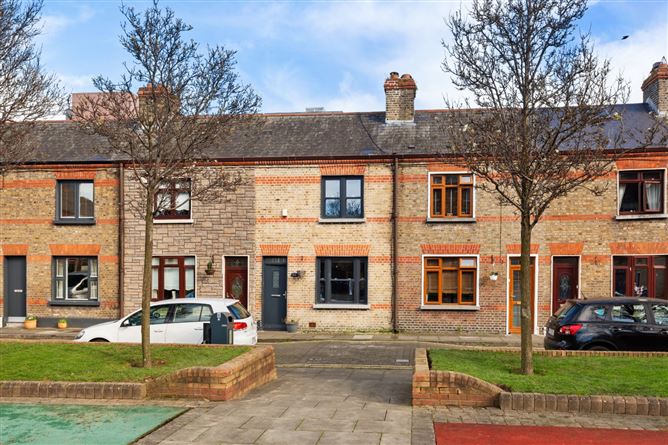 33 Ormond Square, Dublin 7