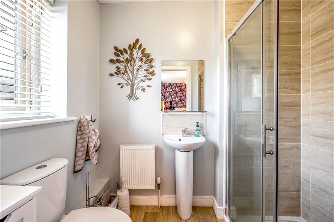 8 Heathfield Drive, Finglas, Dublin 11