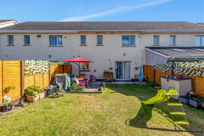 8 Heathfield Drive, Finglas, Dublin 11