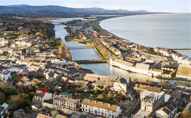 Sunnyside, 2 High Street, Wicklow Town, Co. Wicklow