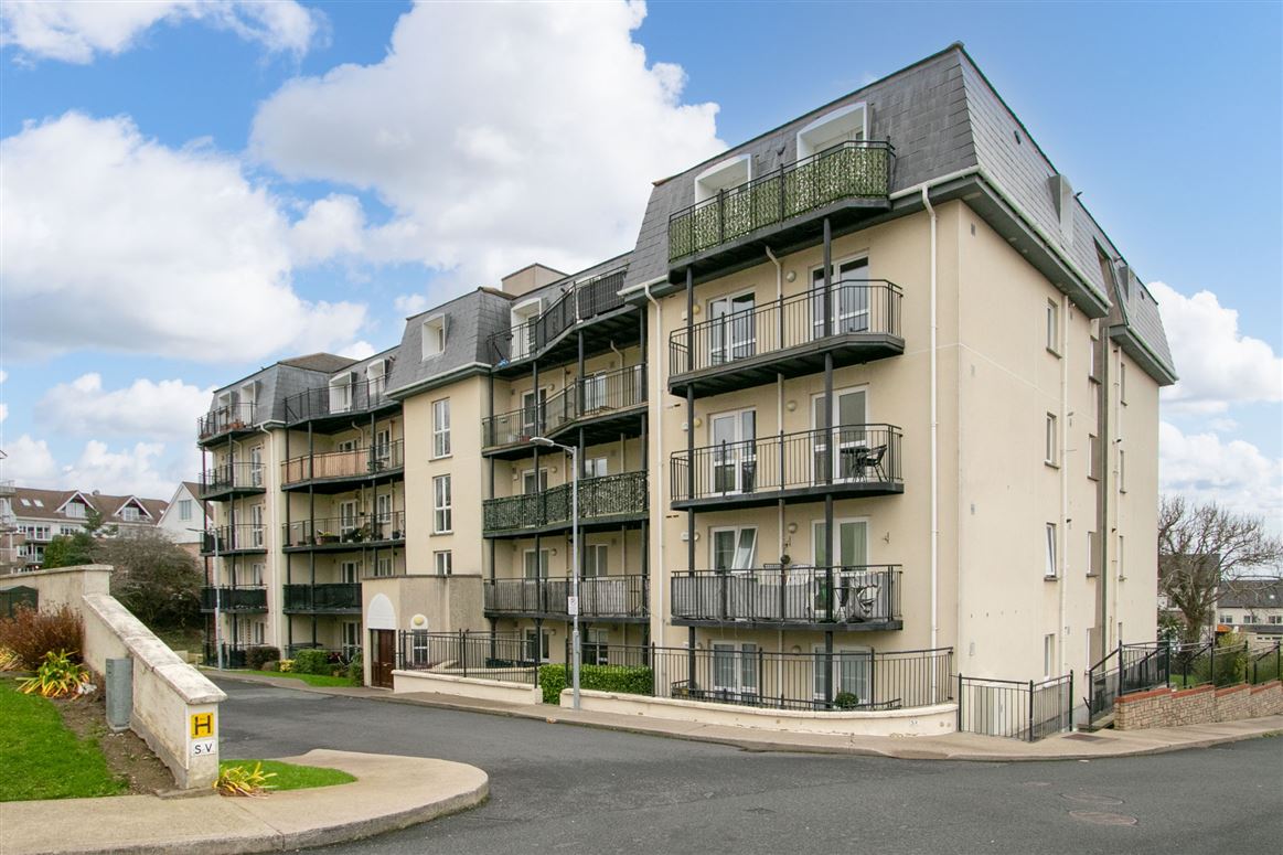 Apartment 32, The Cedar, Cruagh Wood, Stepaside, Dublin 18