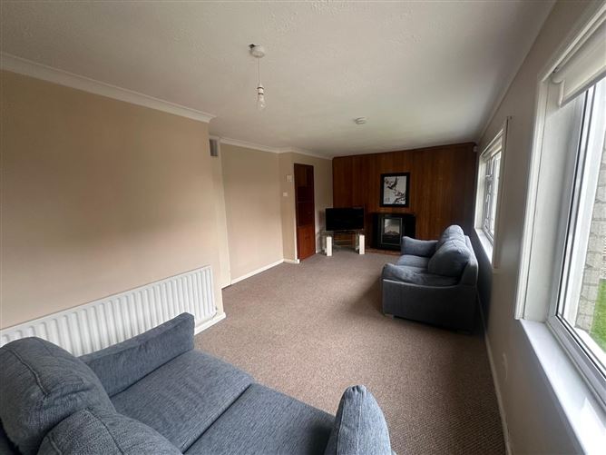 43 Sandfield Gardens, Blackrock, Louth