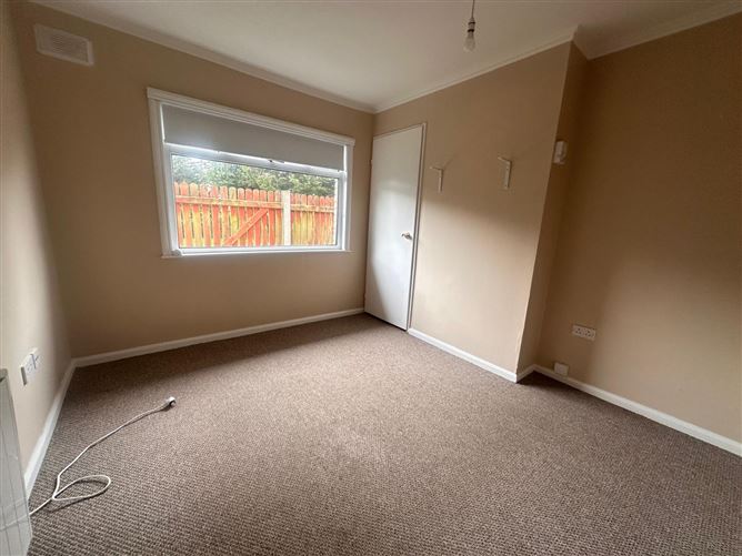 43 Sandfield Gardens, Blackrock, Louth