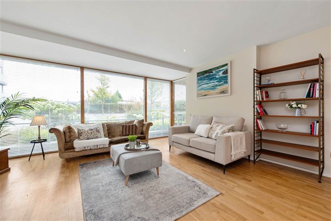 Photo 6 of 19 — Apt 24 Sanderling, Thornwood, Booterstown Avenue, Blackrock, County Dublin