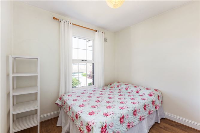 56 Brookfield, Kimmage, Dublin 12