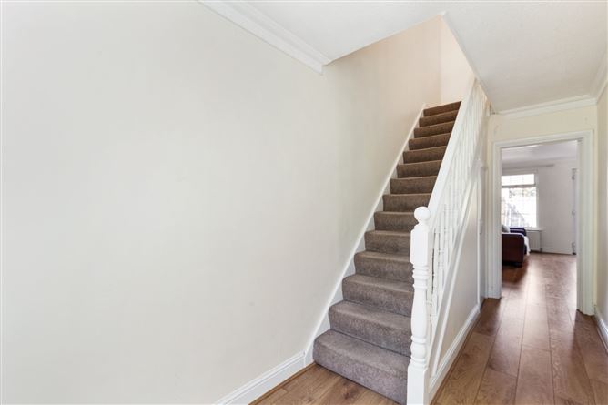 56 Brookfield, Kimmage, Dublin 12