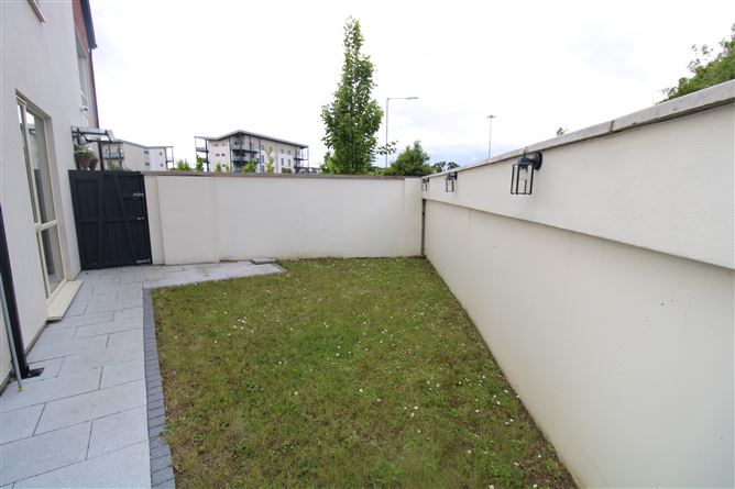 9 The Lawn, Hansfield Wood, Clonsilla,   Dublin 15