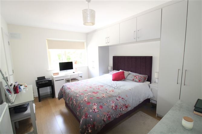 9 The Lawn, Hansfield Wood, Clonsilla,   Dublin 15