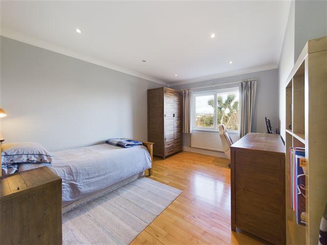 10 The Paddocks, Maryborough Hill, Douglas, Cork