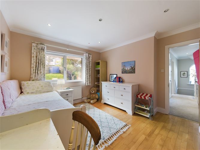 10 The Paddocks, Maryborough Hill, Douglas, Cork
