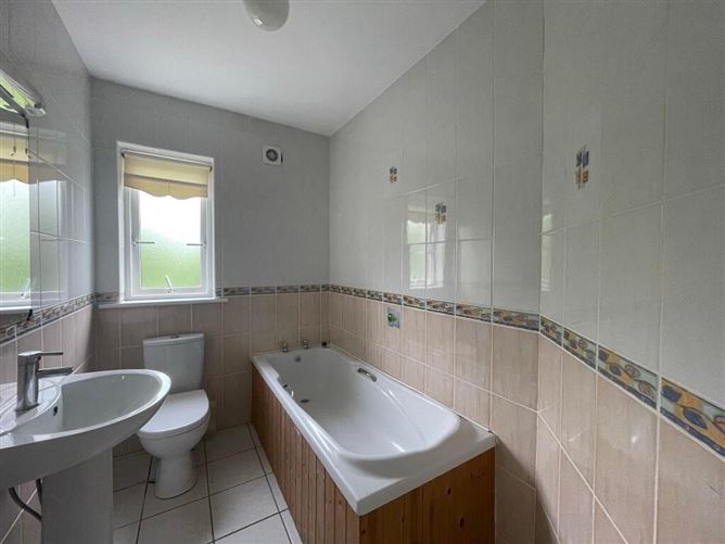 9 Stoneyville, Roosky, Carrick-On-Shannon, Roscommon