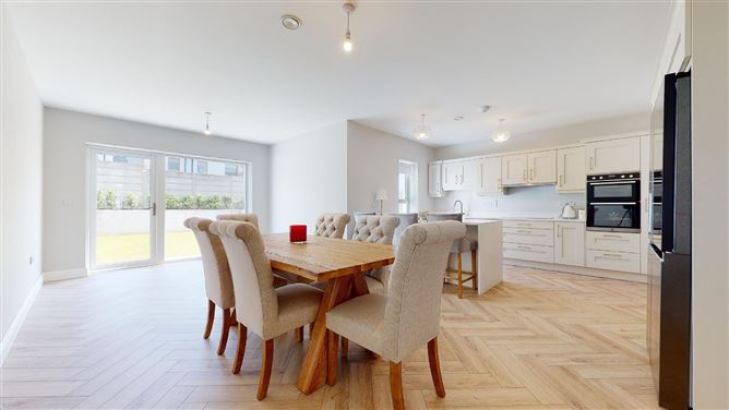 138 Carrabeag, Newport Road, Castlebar, Co. Mayo