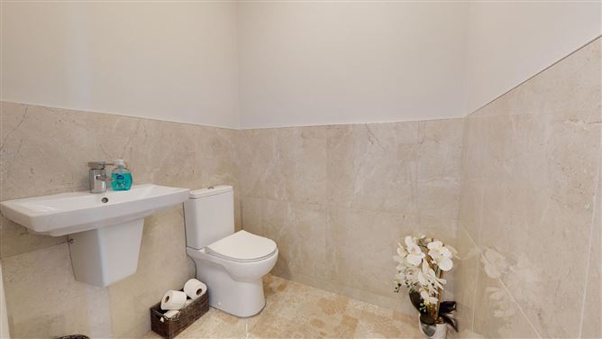 138 Carrabeag, Newport Road, Castlebar, Co. Mayo
