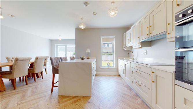 138 Carrabeag, Newport Road, Castlebar, Co. Mayo