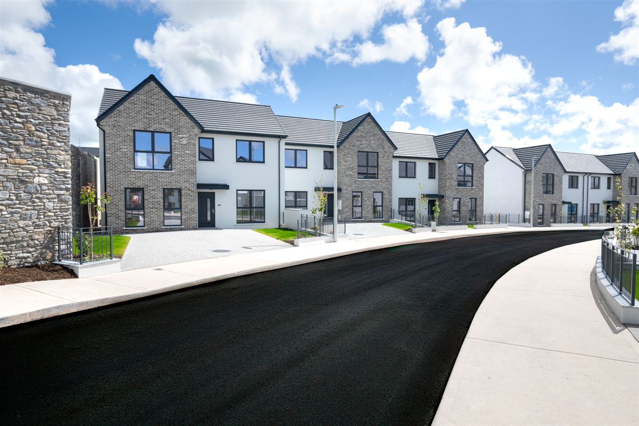 Lakeview, Castleredmond, Midleton, Co. Cork