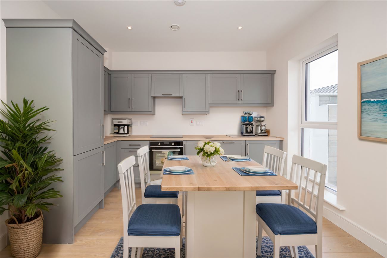 Lakeview, Castleredmond, Midleton, Co. Cork