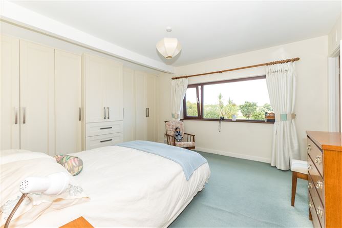 11 The Dunes, Portmarnock, County Dublin
